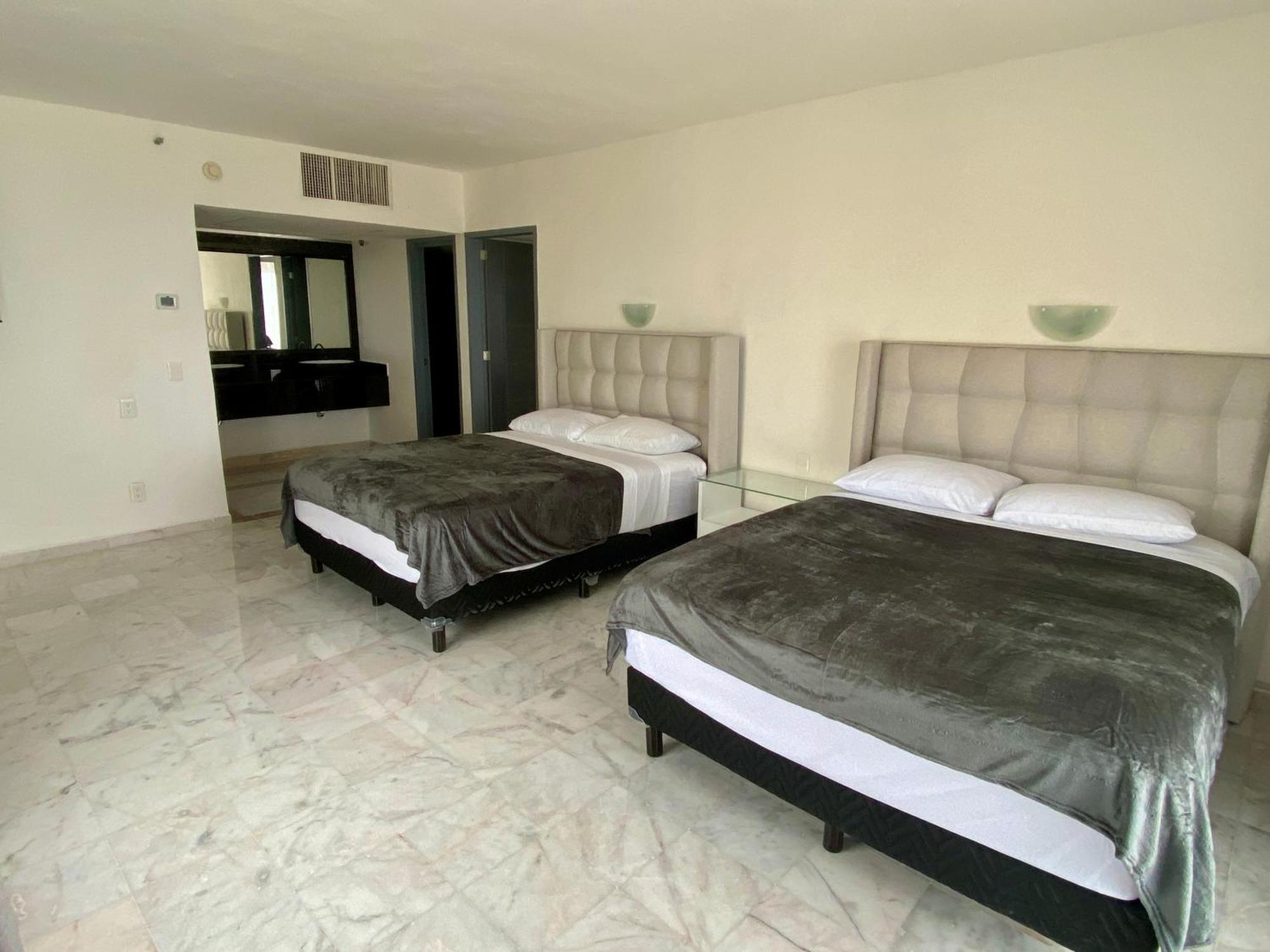 Condo In Ocean Front Resort Cancún Pokój zdjęcie